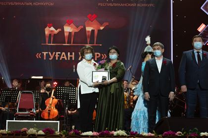 Фонд Нурсултана Назарбаева наградил самых благородных и отважных