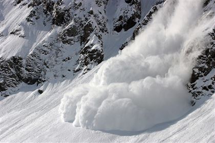 В горах Алматы сохраняется опасность схода снежных лавин