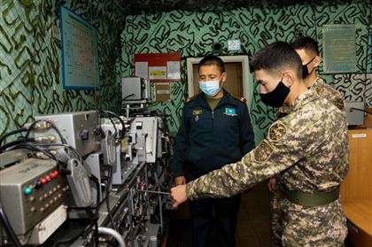 Будущие офицеры в Казахстане проходят стажировку в войсках противовоздушной обороны