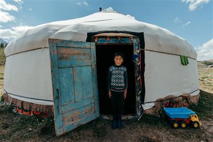 "Ни электричества, ни хозяйства, ни земли": как живут казахи в Монголии, сохранившие традиции предков - обзор иноСМИ
