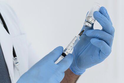 Правила вакцинации при сниженном иммунитете объяснила врач