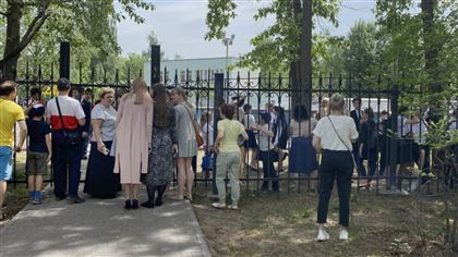 Несколько школ в Казани эвакуировали из-за сообщений о минировании