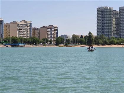В Алматы в озере Сайран утонул мужчина