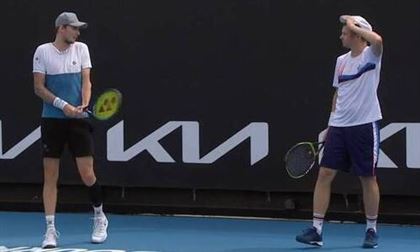 Казахстанские теннисисты Андрей Голубев и Александр Бублик пробились в полуфинал «Ролан Гаррос»