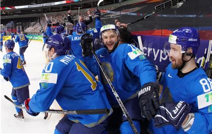 Как сборная Казахстана по хоккею играла на историческом чемпионате мира-2021