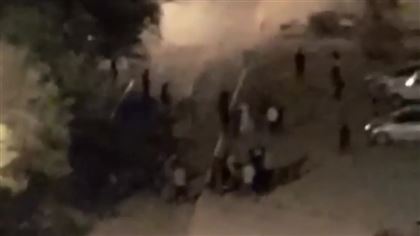 Очевидцы засняли массовую драку в Актау