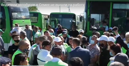 В Семее водители автобусов вышли на забастовку: пострадали местные жители