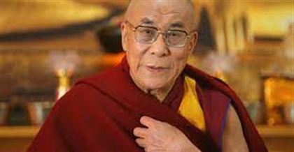 Далай-ламе предрекли переродиться женщиной в свободном мире