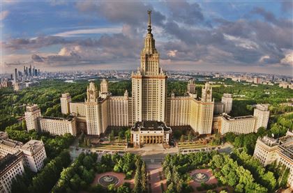 Как Россия заманивает казахстанскую молодежь - СМИ 