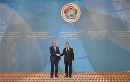 Президент Казахстана поблагодарил Бердымухамедова