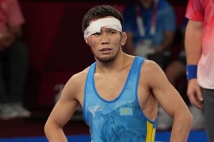 Казахстанский борец оправдался за бронзу на Олимпиаде-2020