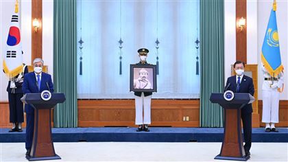 Президент Казахстана принял участие в церемонии, посвященной памяти национального героя корейского народа