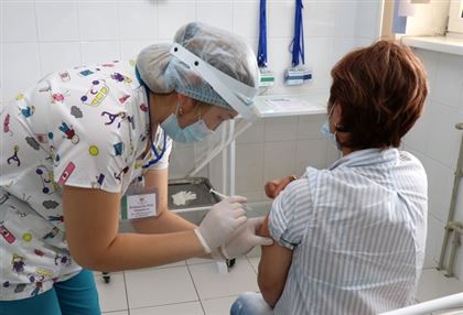 Лечение тяжелобольного коронавирусом пациента обходится государству почти в миллион тенге