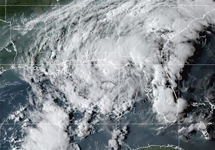 На штат Флорида обрушился тропический шторм "Минди"