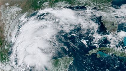 К штату Техас приближается тропический шторм "Николас"