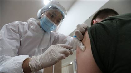 Более 65% жителей Нур-Султана получили прививку против КВИ