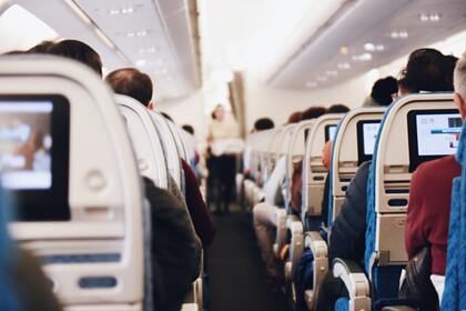 Врач рассказала о рисках путешествий на самолетах для беременных женщин
