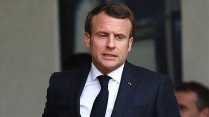 Президент Франции и его супруга подали жалобу на папарацци