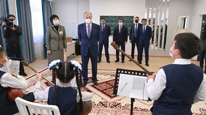 Президент Казахстана обратился к школьникам