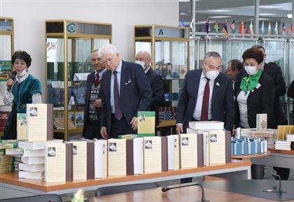 2500 уникальных книг пополнили фонд Национальной библиотеки РК в Алматы