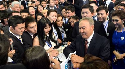 28 лет назад Нурсултан Назарбаев учредил стипендию «Болашақ»