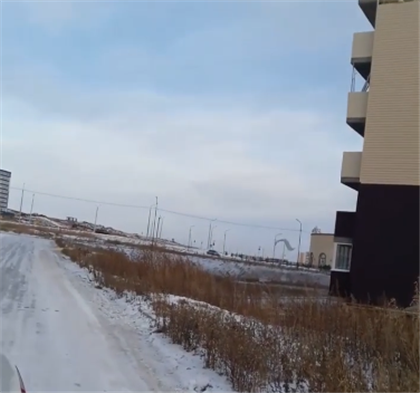 Многоэтажный жилой дом разваливается на глазах в Усть-Каменогорске 