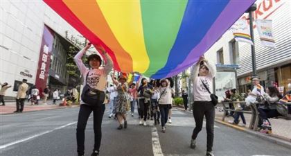 В Токио хотят признать однополые пары