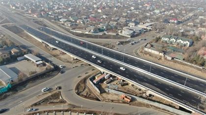 Движение по мосту на улице Ашимова открыли в Алматы