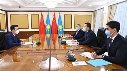 Премьер-министр Казахстана провел встречу с послом Китая