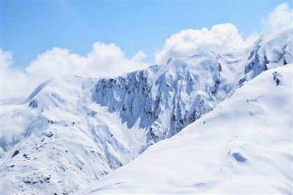 В ДЧС предупредили о сходе лавин в горах Алматы