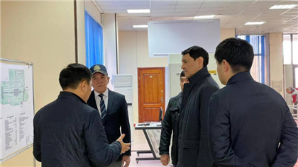 Министр финансов проверил таможенные посты на границе Казахстана и Узбекистана
