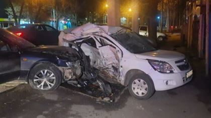 В Алматы водитель сбежал с места крупного ДТП