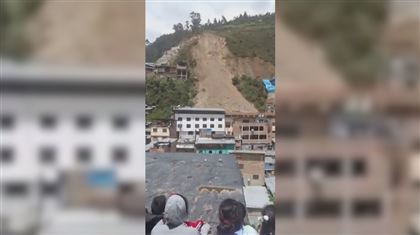 В Перу оползень уничтожил не менее 60 домов