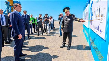 Алихан Смаилов поручил увеличить загрузку морских портов Актау и Курык