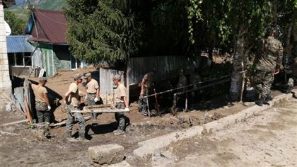 890 кубометров грязевых отложений вывезено с места схода селя в Текели