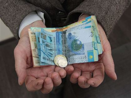 Пенсионный возраст в Казахстане могут снизить уже в следующем году