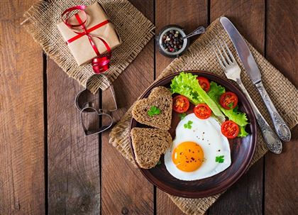 Врач развеяла популярный миф о пользе раннего завтрака для метаболизма