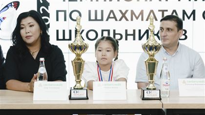 Касым-Жомарт Токаев поздравил самую молодую чемпионку мира ФИДЕ Малику Зиядин