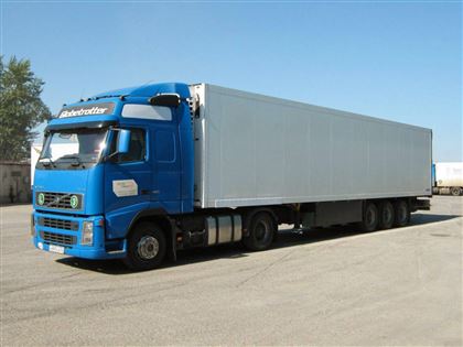 В Казахстане начали задерживать российские грузовики, перевозящие товары из Европы
