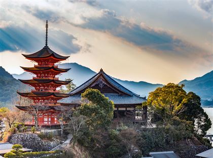 С 11 октября для туристов открывается Япония