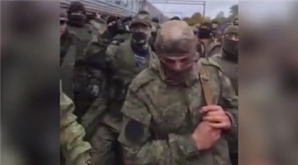 Мобилизованные россияне бастуют из-за "скотских условий" (Видео)