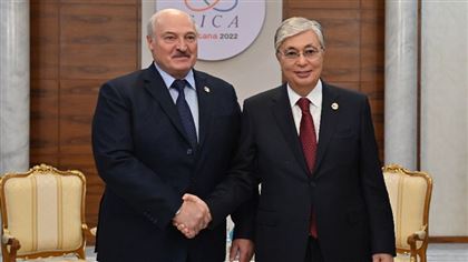 Александр Лукашенко поздравил Президента РК