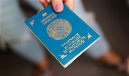 Гражданку Италии выдворили из Казахстана за двойное гражданство