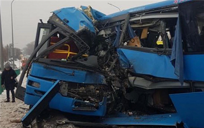 Увеличилось число погибших в результате ДТП с автобусами в Караганде