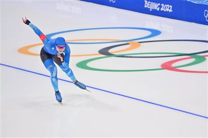 Казахстанские конькобежки завоевали "золото" и "серебро" на турнире в Канаде