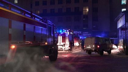 В Усть-Каменогорске при пожаре спасатели нашли тело погибшего мужчины