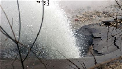 Из-за прорывов водопровода без воды живут сельчане в Жетысуской области 
