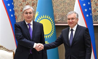 Президенты Казахстана и Узбекистана провели переговоры в узком составе