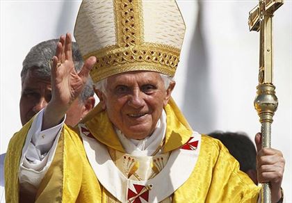 Понтифик на покое Бенедикт XVI серьезно болен