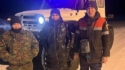 Спасатели эвакуировали астанчанина из снежного плена в Костанайской области 